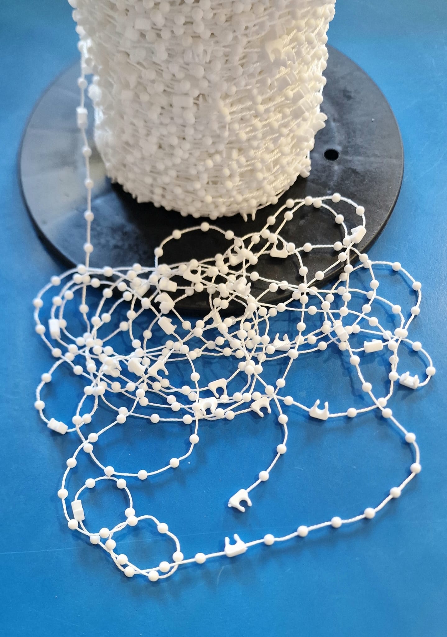 Snur distantier pentru jaluzele verticale